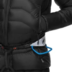 Eiger Nordwand Light Down IN Hooded Jack Black