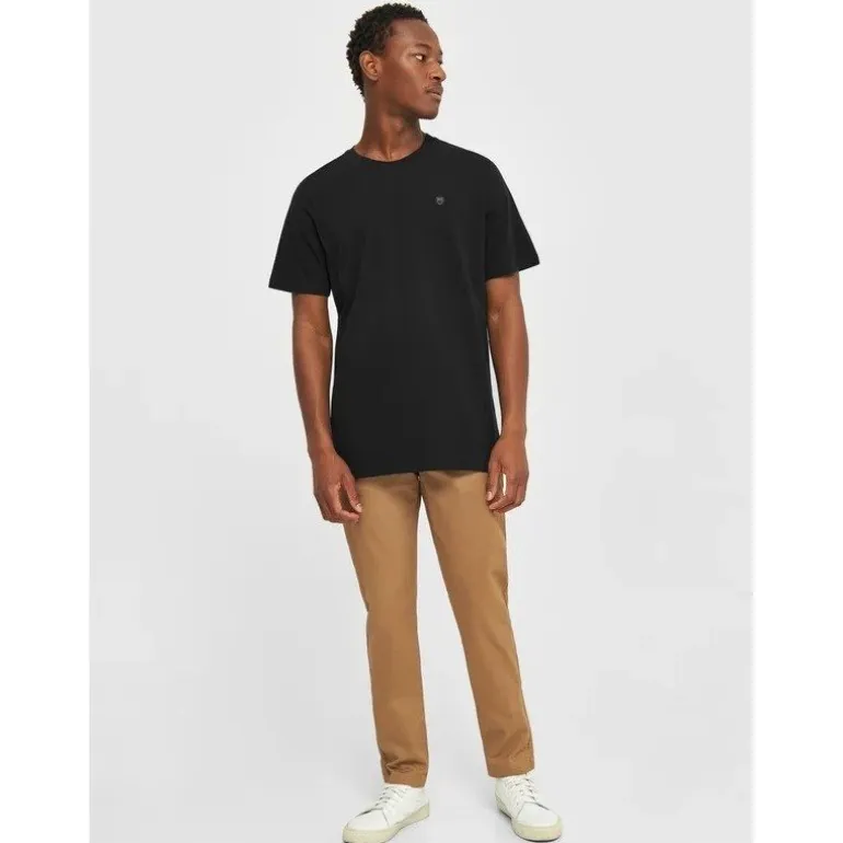 LOKE badge tee - Regenerative Organic Ce Black Jet