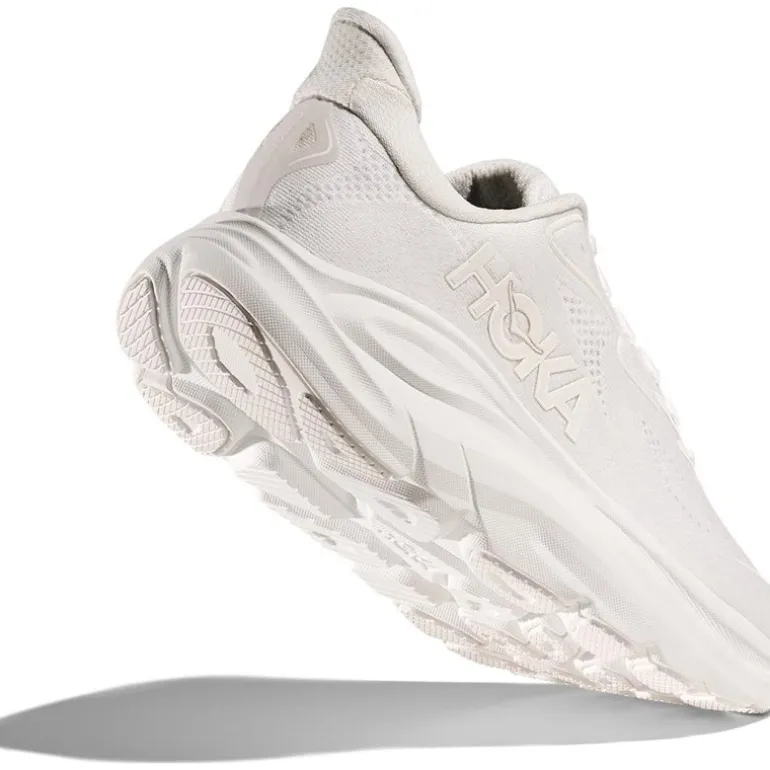M Clifton 10 White/White
