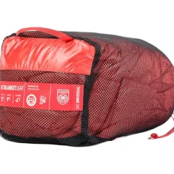 Quest Blanket Light Red