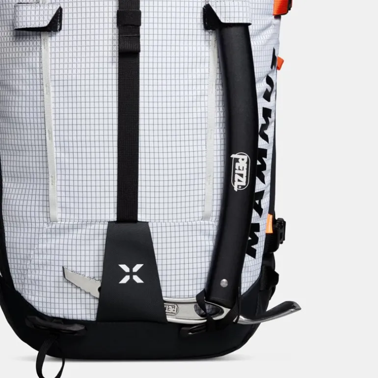 Trion 28 White/Black