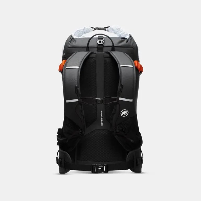 Trion 28 White/Black