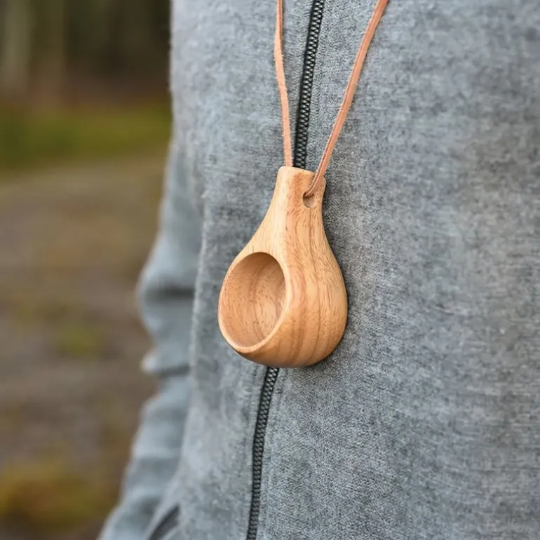 Träkåsa Med Halsrem